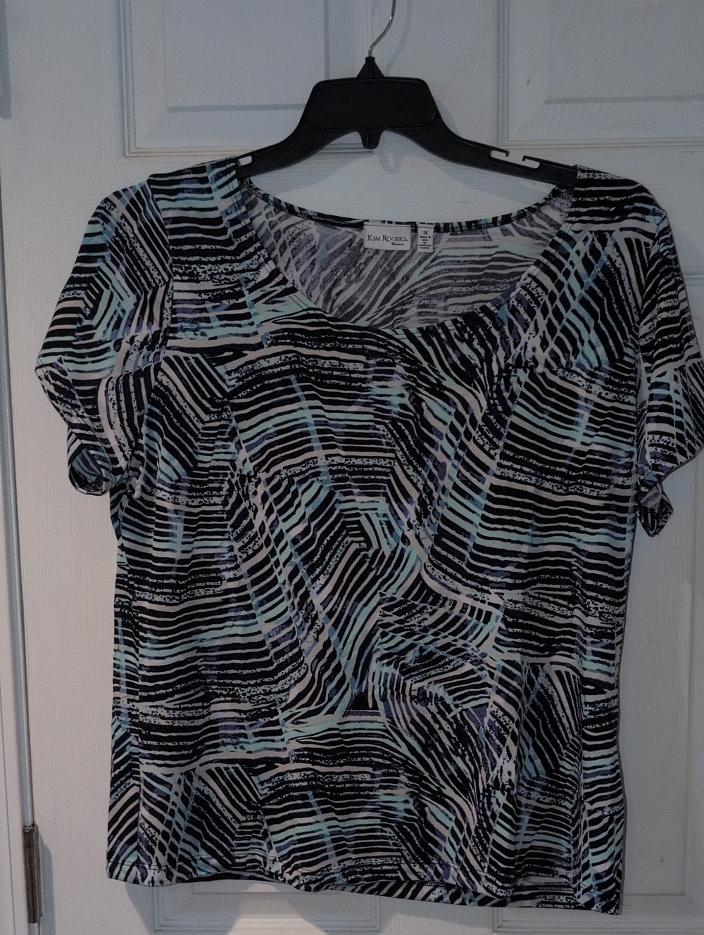 Kim Rogers Black and Light Blue Abstract Scoop Neck Tee